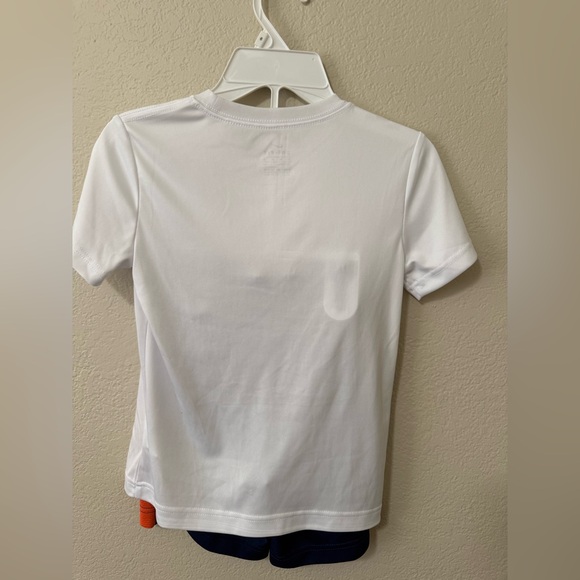 NWOT Boy’s Nike Active Set - Picture 4 of 4